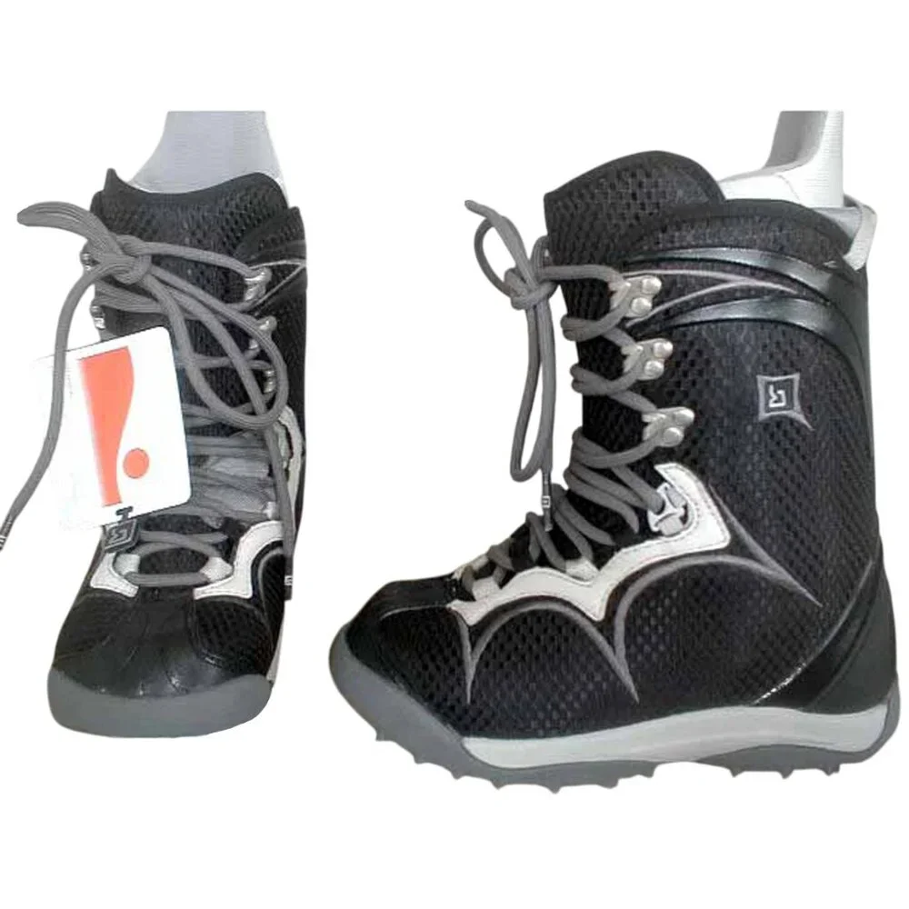 NEW $279 Burton Sapphire Snowboard Boots! Size 7 Euro 38  Black Traditional Lace